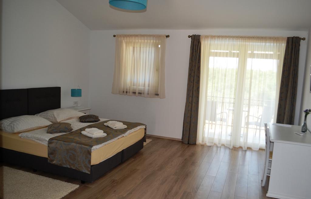 Veleniki 베드 앤드 브렉퍼스트 다니엘라 B&B 객실 사진