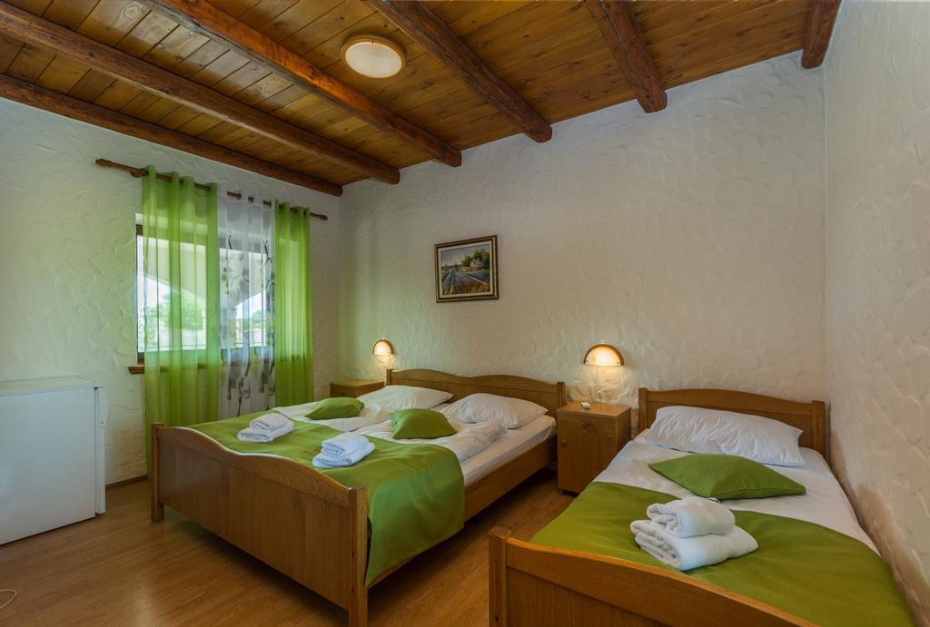 Veleniki 베드 앤드 브렉퍼스트 다니엘라 B&B 외부 사진