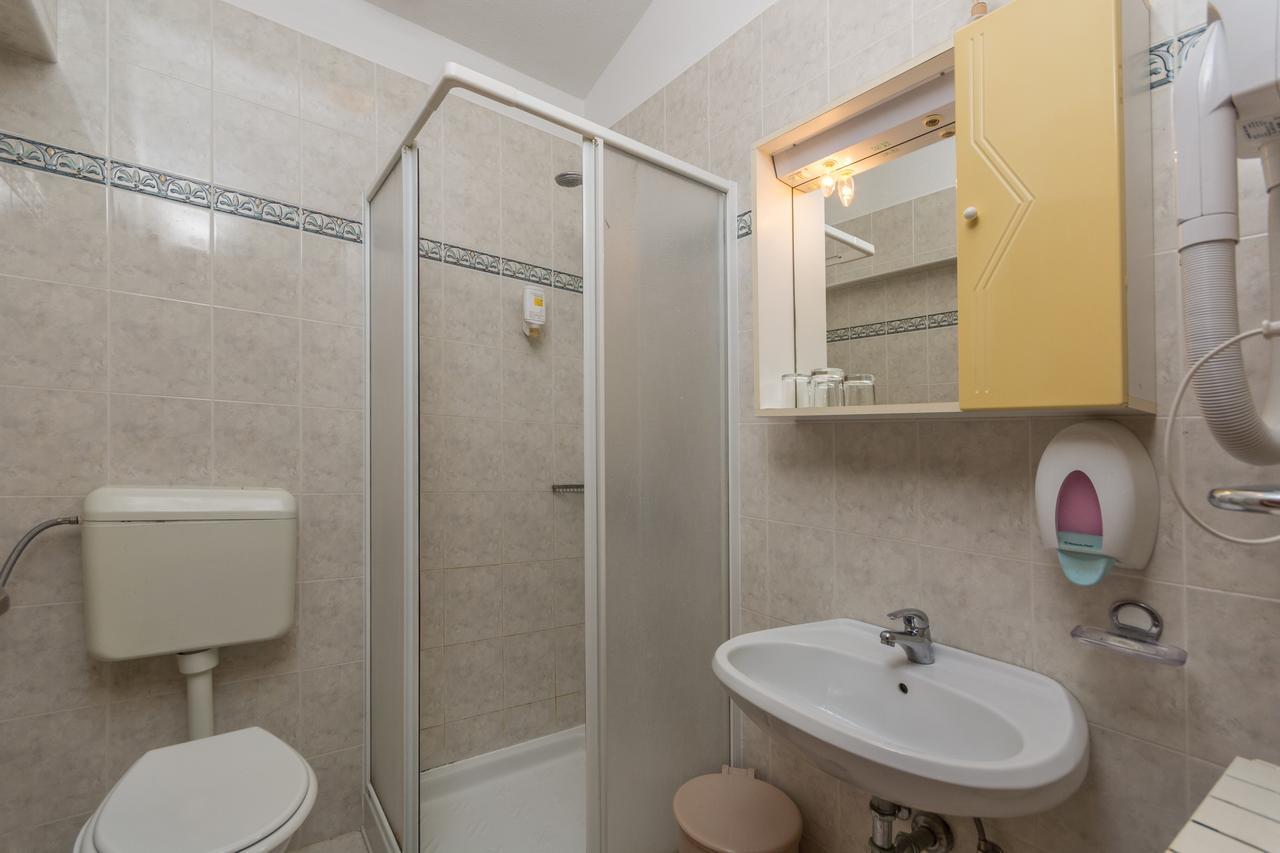Veleniki 베드 앤드 브렉퍼스트 다니엘라 B&B 외부 사진